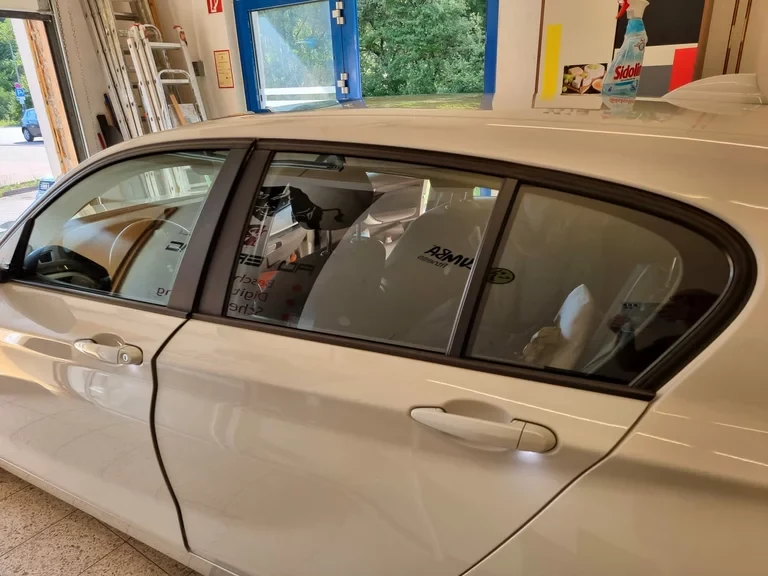 Projektaufnahme aus unserer Scheibentönung